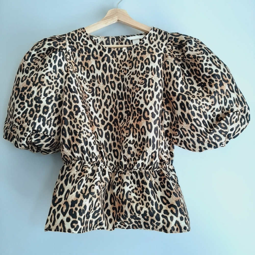 H&M Cheetah Puff Sleeve Peplum Top Sz M